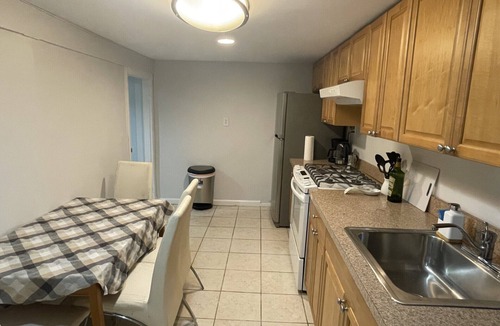 Closter Apartment | Cozy Apartment-Just minutes from New York City