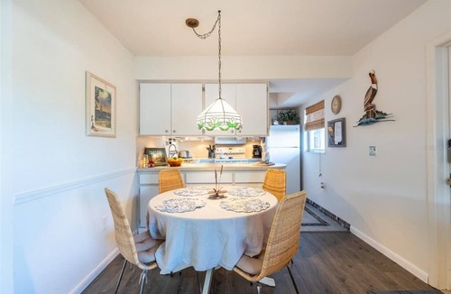Venice Condo | Cozy Beachside Ground-Floor Condo – Steps to the Shore