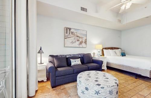Baytowne Wharf Apartment | Cozy coastal studio with shared pool beach access and close to everything