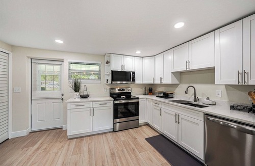 Zephyrhills West House | Cozy, comfortable, and fully remodeled lovely home in friendly Zephyrhills