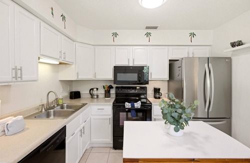 Englewood East House | Cozy duplex, dog friendly & close to everything