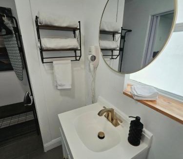 Carrollwood Apartment | Cozy Full Home Experience