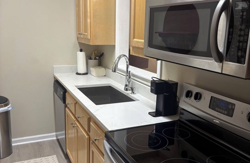 Starkville Condo | Cozy, functional condo located in the heart of the Cotton district.