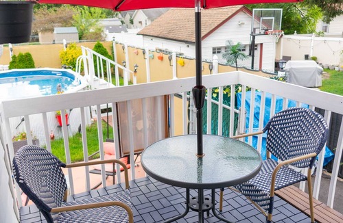 Fair Lawn House | Cozy Furnished Ranch! Pet friendly! 22 min. to MetLife Stadium!