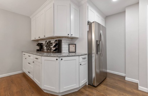Cartersville House | Cozy Getaway: Extended Stay, 5BR Open Air Near DT