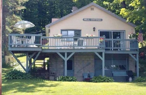 Richfield Springs Cottage | Cozy Hillside Hideaway on Lake Canadarago