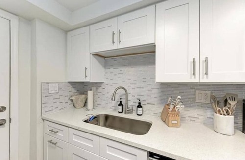 Sun Bay South House | Cozy luxurious Home Sleeps 8
