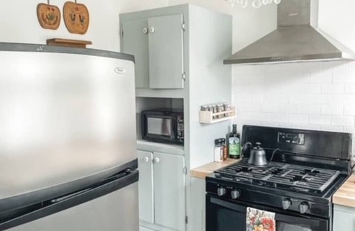 Millbrook Cottage | Cozy Millbrook Cottage | Pool Access Near Capitol