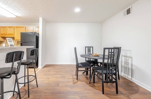 Dunwoody Apartment | Cozy Modern 2Bed 2Bath Getaway in Atlanta Free Parking & Coffee Station