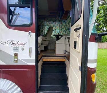 Ludlam Other | Cozy Motorhome with Free Parking & Private Entrance