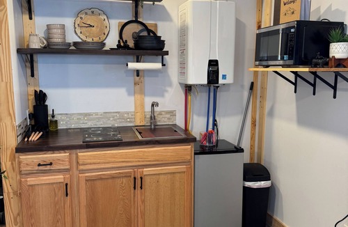 Galeton Cabin | cozy one-bed, one-bath cabin in Galeton, PA. Pine Creek within walking distance