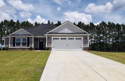 Statesboro House | Cozy, peaceful and beautiful fully furnished property ready to move in!