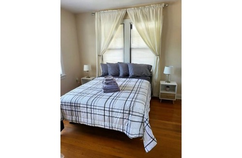 Southbank Apartment | Cozy Riverview