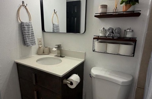 North Tampa Apartment | Cozy Stay Near USF & Busch Gardens Unit A