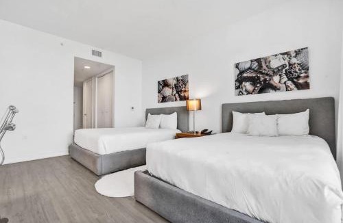 Hallandale Beach Hotel | Cozy Studio Resort Amenities Beach Pool Gym 1504