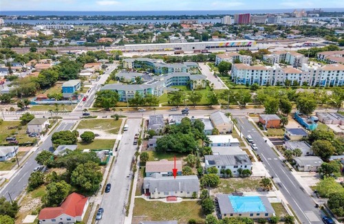 West Palm Beach House | Cozy Sun and Sky 2