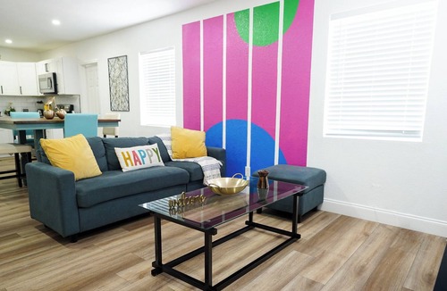 East Tampa House | Cozy Tampa Getaway — 2 Bedrooms, Minutes from Downtown & Busch Gardens