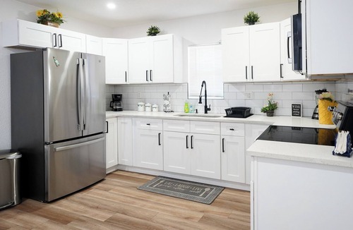 East Tampa House | Cozy Tampa Getaway — 2 Bedrooms, Minutes from Downtown & Busch Gardens