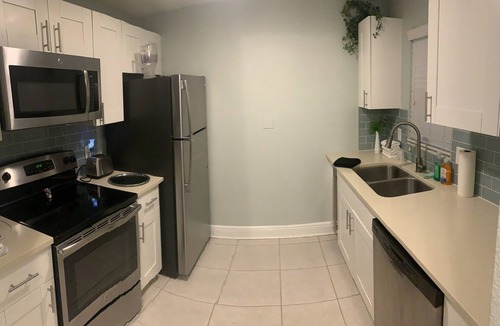 North Redington Beach House | Cozy updated 1 bed 1 bath Condo across street from beach 1st fl pets welcome