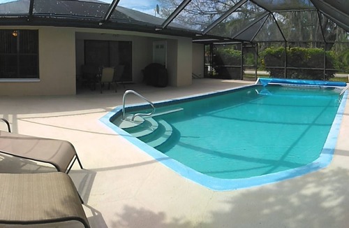 Joel House | Cozy vacation home with heated pool in quiet location