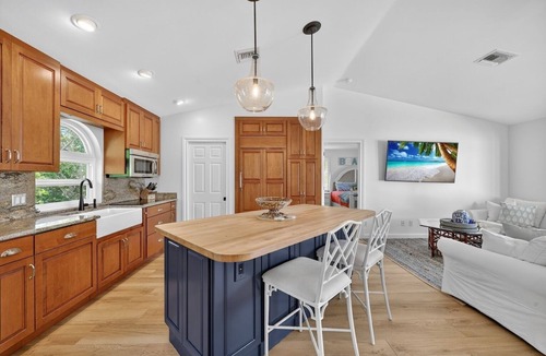 Heron's Landing House | Crow's Nest: Stunning Sanibel Island Oasis Steps to the Gulf!