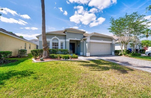 Cumbrian Lakes Villa | Cumbrian Dream: 4BR Pool Home Near Disney & Orlando Attractions