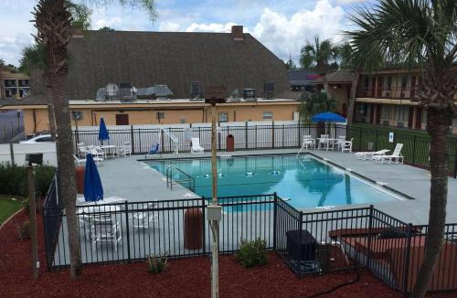 St. Augustine Hotel | Days Inn by Wyndham St Augustine I-95-Outlet Mall