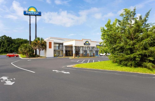 Wildwood Hotel | Days Inn by Wyndham Wildwood I-75