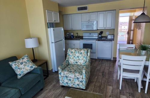 Ormond Beach Condo | Daytona 500 - Oceanfront - Royal Floridian - 2 Bedroom Feb 14 - Feb 21/2026
