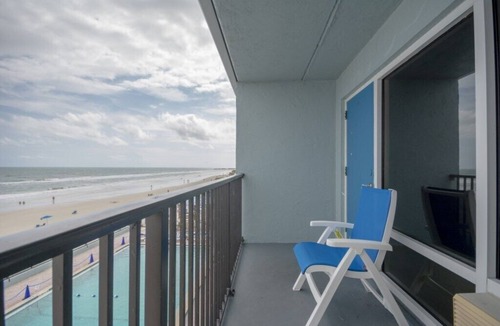 Daytona Beach Shores Villa | Daytona Beach | Couples Ocean Coast Retreat | Pool + Beach