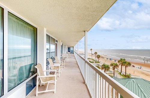 Ortona Park House | Daytona Beach Resort 426-You and Me By The Sea