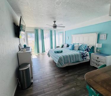 Daytona Beach Apartment | Daytona Inn Beach Resort Step Outside and Put Your Feet in the Sand Beach Vibes