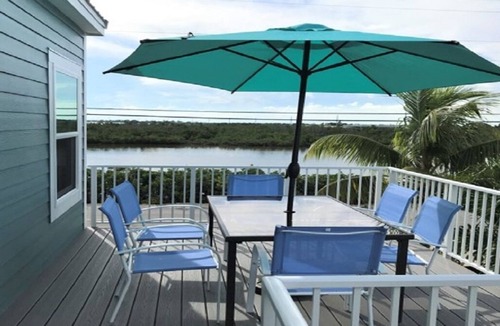 Big Pine Key House | DAZZLING SUNSETS-80FT WIDE CANAL BIG PINE KEY-60' DOCK 5 MINUTES TO CHANNEL