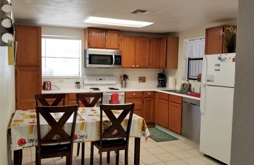 New Smyrna Beach House | <:>< DEALS 2/2 NEW SMYRNA BEACH 1 MIN. WALK TO OCEAN &FLAGLER -RESTS, SHOPS