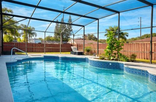 Deltona Lakes House | Deltona 5B Raccoon house