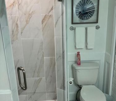 Alachua House | Deluxe Farm Studio Apt with Pool View