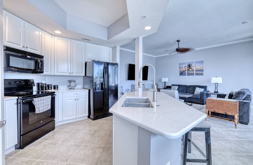 Bonita Shores Condo | Deluxe Penthouse Luxury!- Beach, Resort Pool, Waterfall!