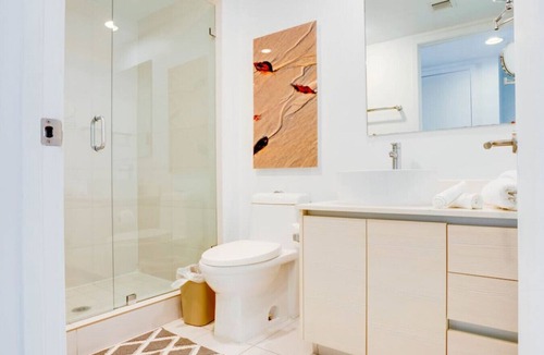 Hallandale Beach Condo | Deluxe Resort Studio w/Olympic Pool and Modern Gym