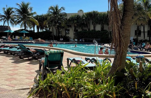 Hollywood South Central Beach Condo | Direct Beach Access with Stunning Ocean & Pool Views. Your Coastal Escape Awaits