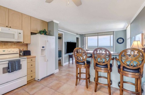 Bonita Springs Condo | DIRECT GULF VIEW | 10TH FLOOR BALCONY | KING BED | FREE PARKING | STEPS TO BONITA BEACH