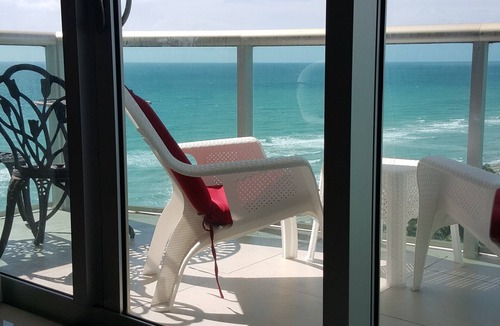Hollywood South Central Beach Condo | Direct Ocean View Best Price. Right on the Beach NO SECURITY DEPOSIT