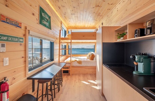 Mary Esther Cabin | Direct Waterfront Cabin Sunset Views 3
