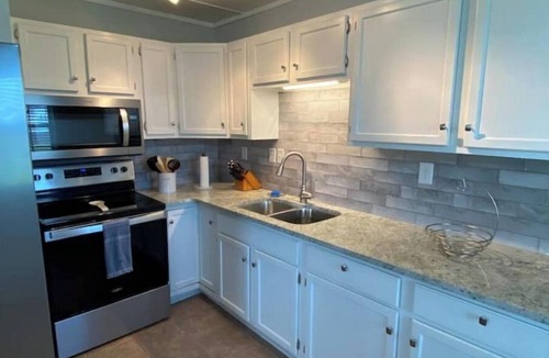 Bid-a-wee Beach House | Discount/w 3-night Minimum - Bid-A-Wee Beach House; 3BD/2BH