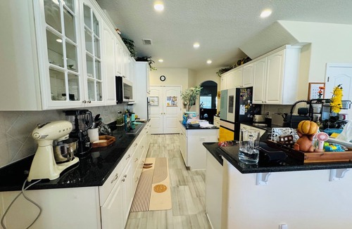 Ocoee House | Disney/Universal/SeaWorld House with FREE WIFI, Private Pool, Gated Community