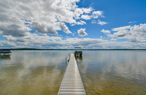 Lewiston House | Dock + Fire Pit: Lakefront Lewiston Escape!