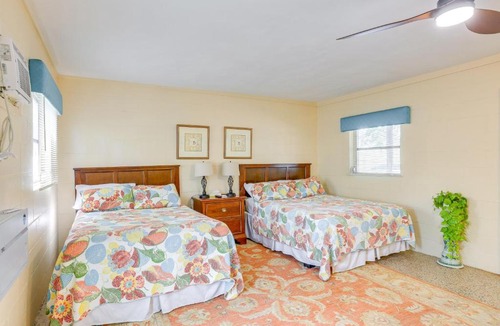 Chiefland Apartment | Dock & Fire Pit: Scenic Studio on Suwannee River!