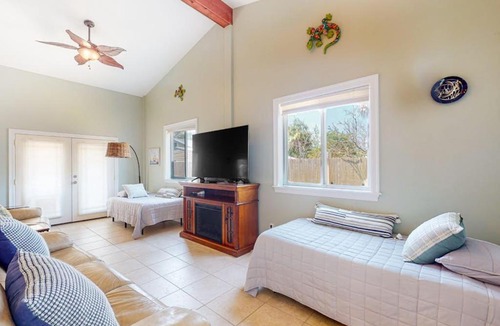 Port St. Joe House | Dog friendly cottage near the beach with patio grill washer dryer partial AC