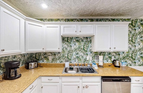 Bahama Beach House | Dog-friendly home steps to beach with 2 kitchens, dressing room & game room