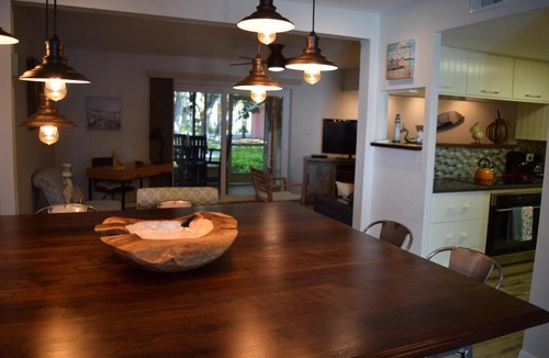 Bayview House | Dolphin Cottage Beach