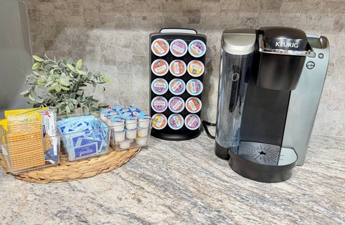 New Port Richey House | Downtown Cozy Corner